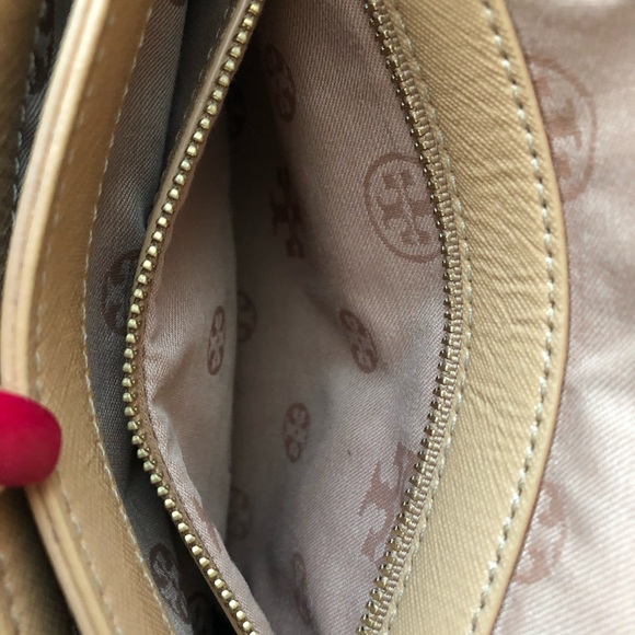 Tory Burch Tan Crossbody - Picture 7 of 7